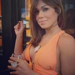 Meet your Posher, Yamileris valeria